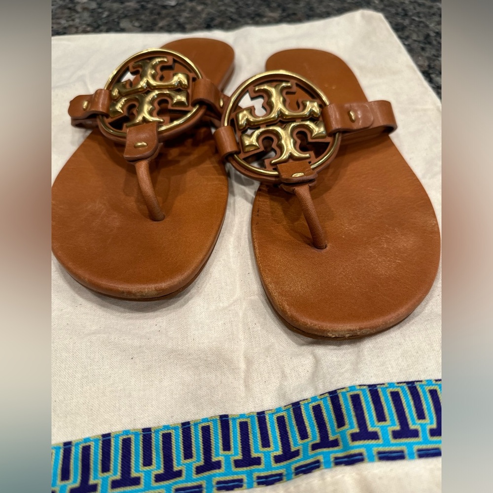 Tory Burch Miller soft metal logo sandal